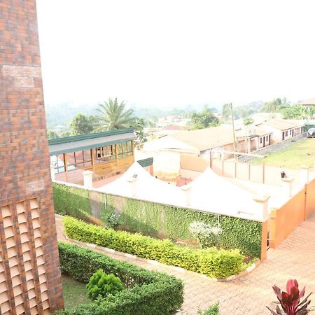 Appartamento Vegas House Yaoundé Esterno foto