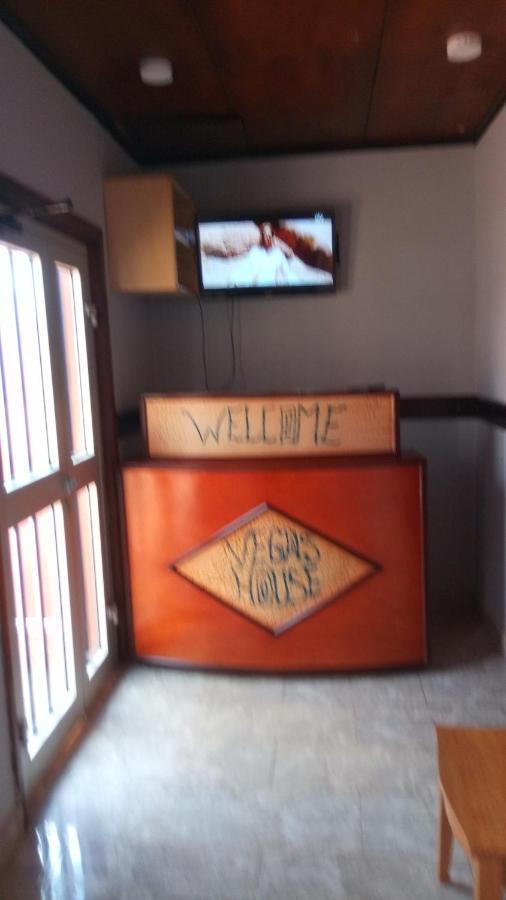 Appartamento Vegas House Yaoundé Esterno foto